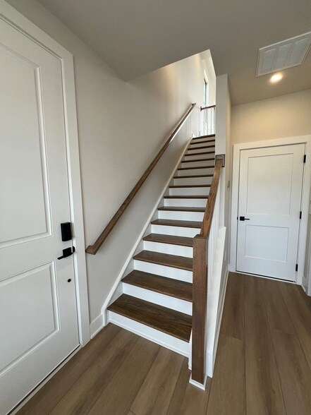 Building Photo - 2615 Wilkinson Pike