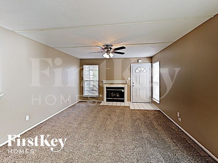 Building Photo - 1266 Garden Village Dr