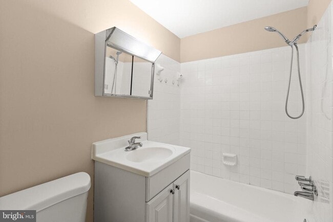 Building Photo - 13143 Putnam Cir