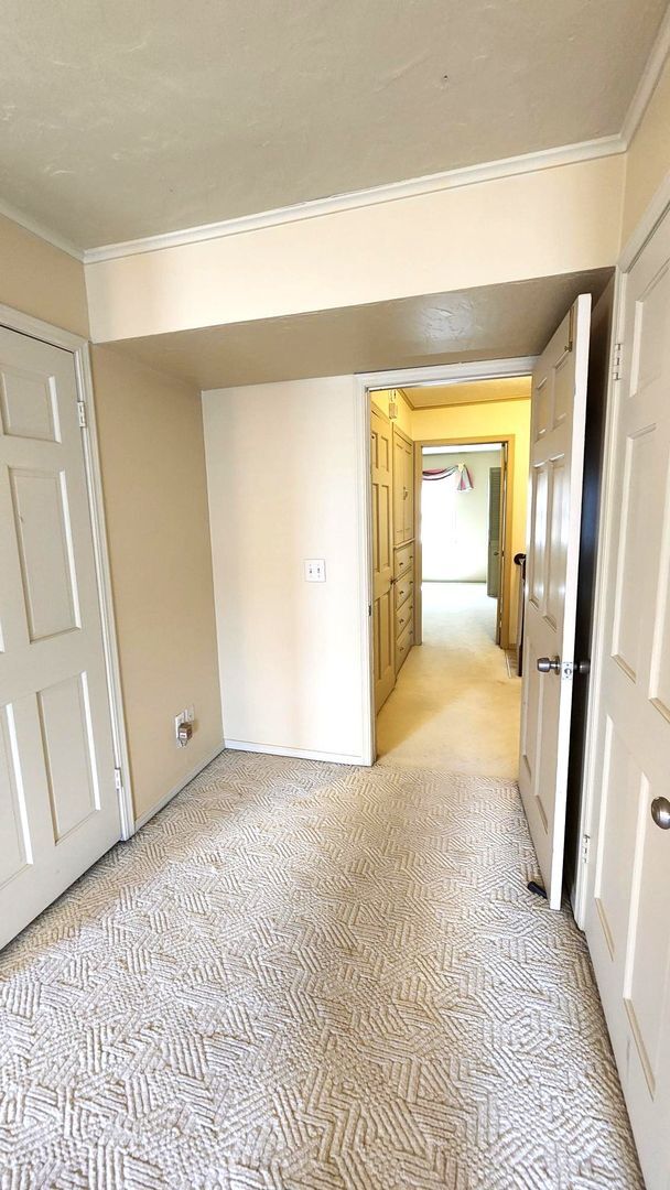 Building Photo - 3 Bed 2 Bath Townhome in Lakehurst Add NW OKC