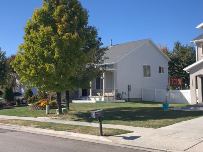 Primary Photo - 5477 Geneva Way