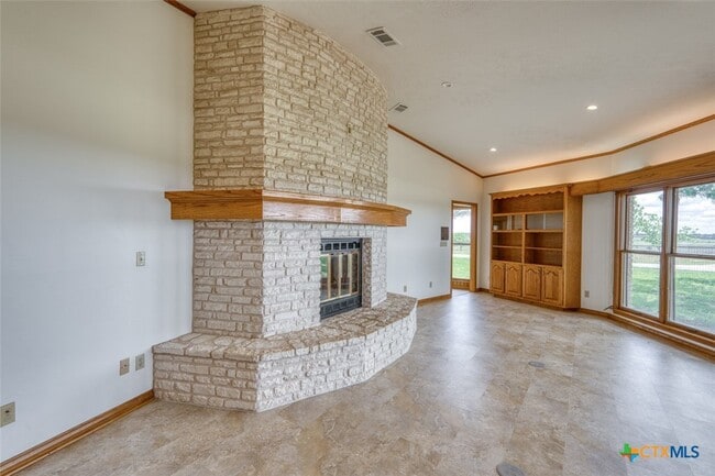 Building Photo - 614 Co Rd 207