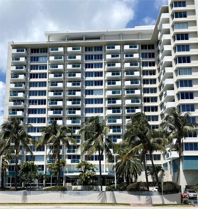 Building Photo - 1200 West Ave