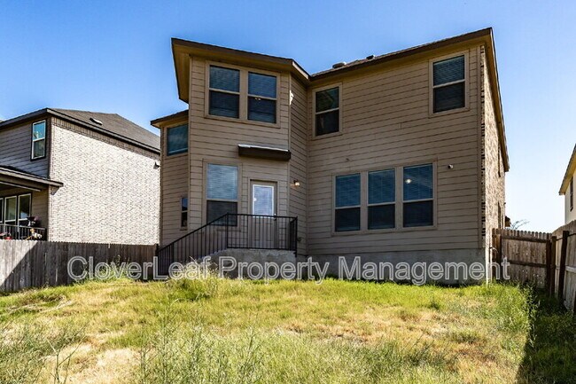 Building Photo - 308 Rustic Springs
