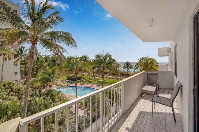 Building Photo - 4301 Collins Ave