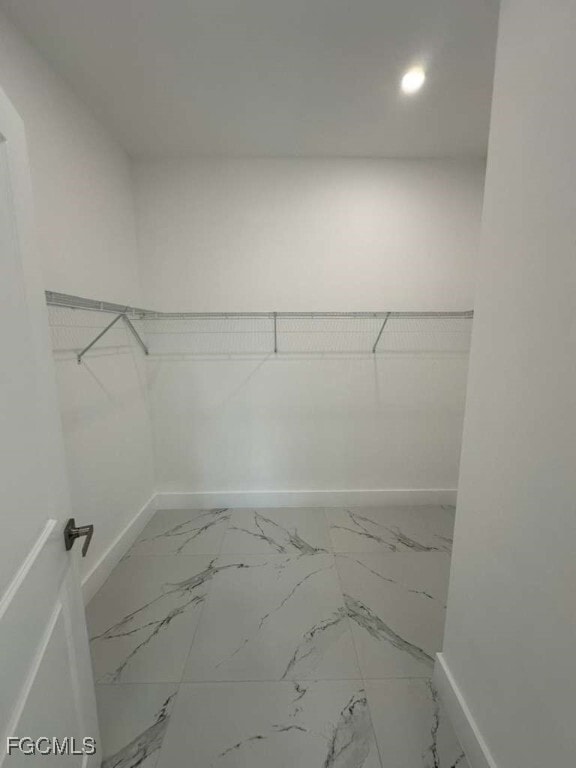 Building Photo - 1043 Eisenhower Blvd