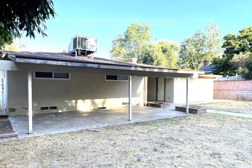 Building Photo - 5197 N Mountain View Ave