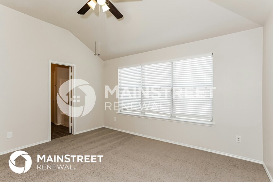 Building Photo - 6356 Stone Lake Ct