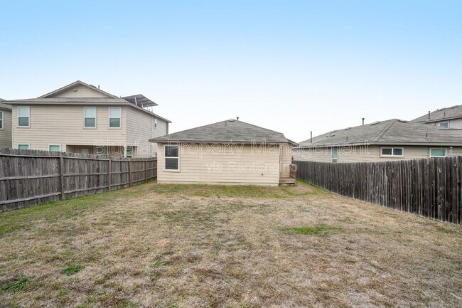 Building Photo - 3322 Stoney Knoll