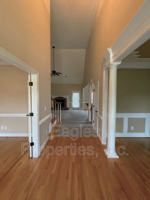 Building Photo - 107 Brighton Dr