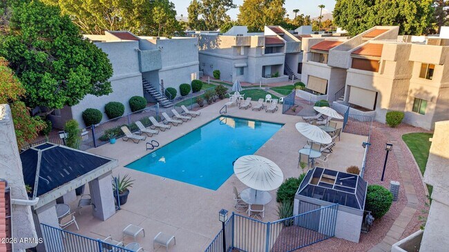 Building Photo - 4444 E Paradise Village Pkwy N