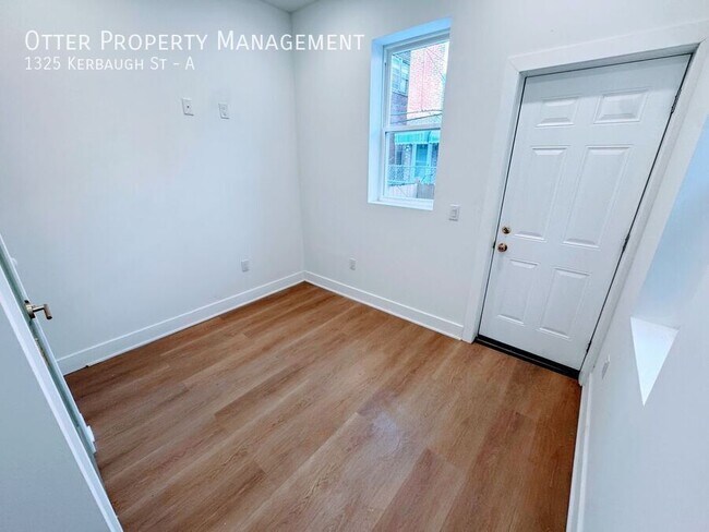 Building Photo - 1325 Kerbaugh St