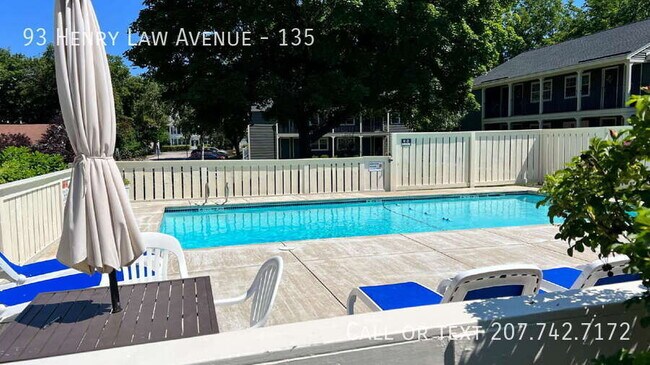 Building Photo - 93 Henry Law Ave