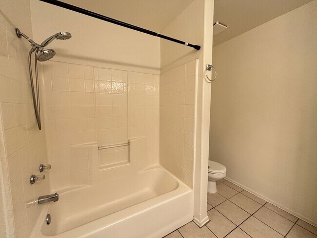 Building Photo - (APPLICATIONS PENDING) West Palmdale Townhouse