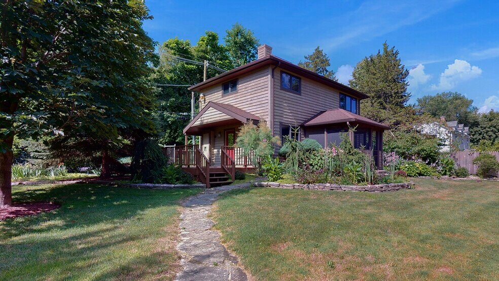 Building Photo - 1117 Rocky Beach Rd