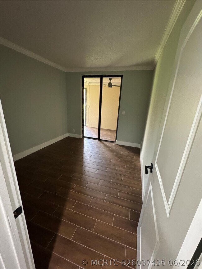 Building Photo - 7741 La Mirada Dr
