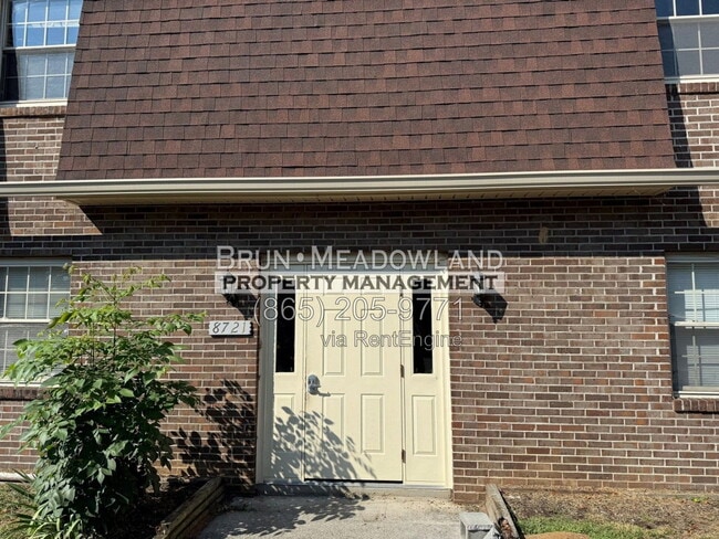 Building Photo - 8721 Gleason Dr