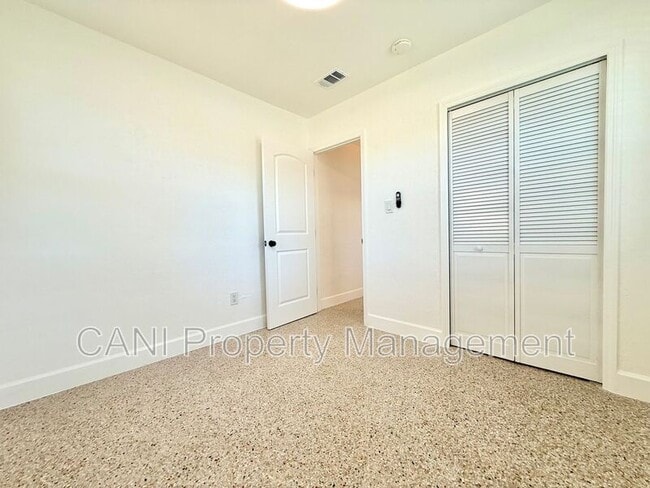 Building Photo - 750 Bethune St