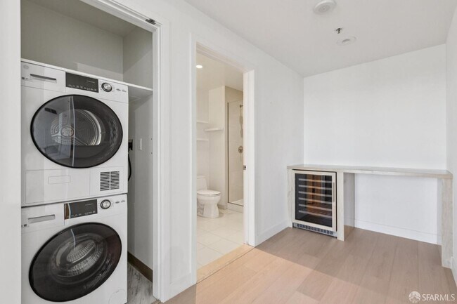 Building Photo - 338 Spear St