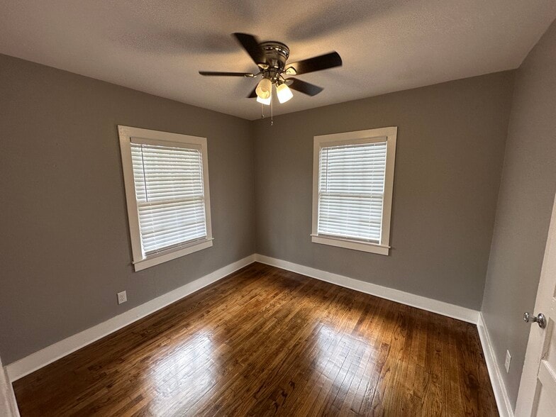 Building Photo - 1925 Luckie Ave