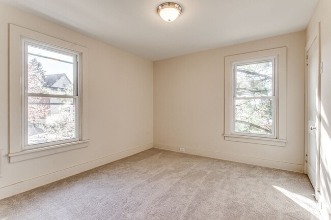 Building Photo - 2 bedroom home in Garfield for Rent!