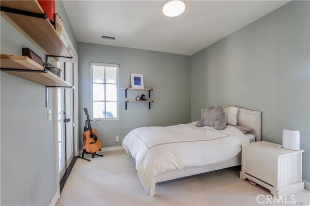 Building Photo - 15 Shadowcast