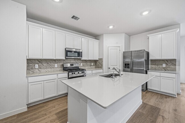 Building Photo - 3919 Langridge Dr