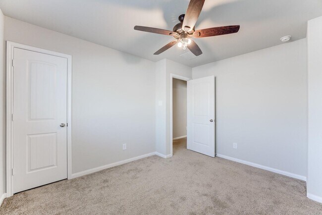 Building Photo - Charming 4-Bedroom Home with Game Room & P...