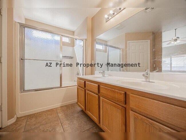 Building Photo - 43741 W Wild Horse Trail