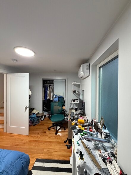 Building Photo - 140 Prospect St