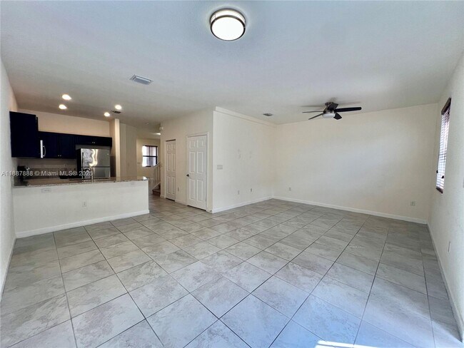 Building Photo - 15080 SW 119th Ln