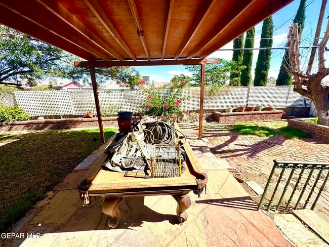 Building Photo - 7512 Kingman Dr