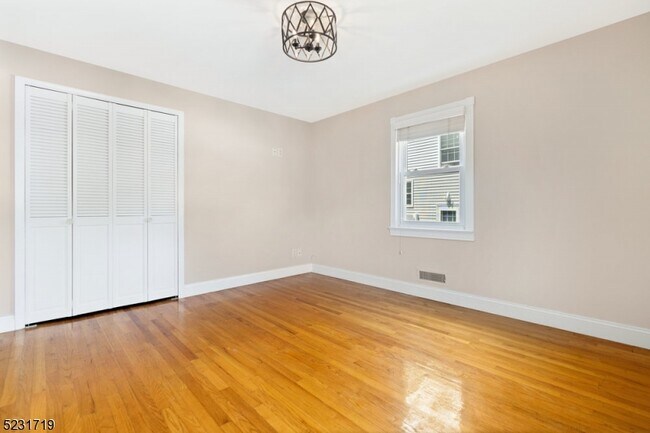 Building Photo - 105 Berkeley Ave