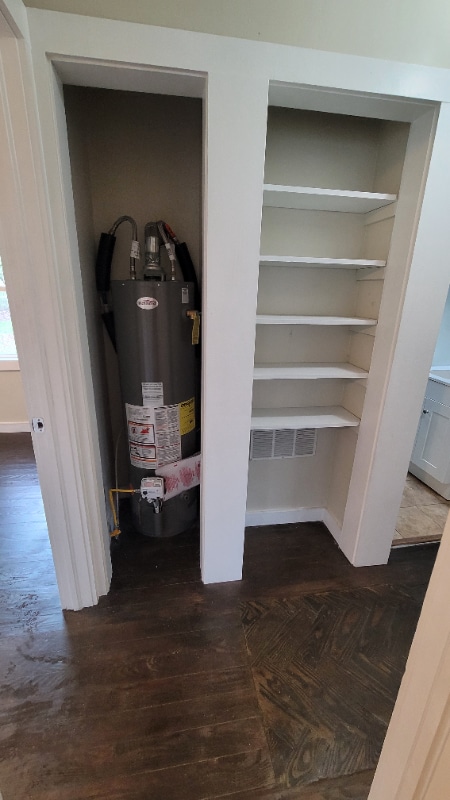 Building Photo - 208 W Chester St