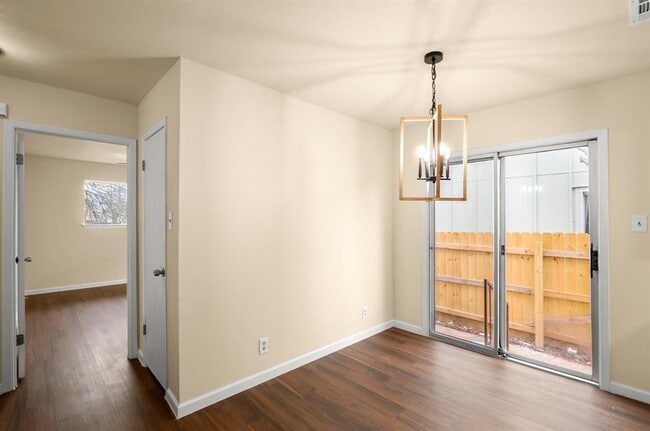 Building Photo - 10711 Lanshire Dr