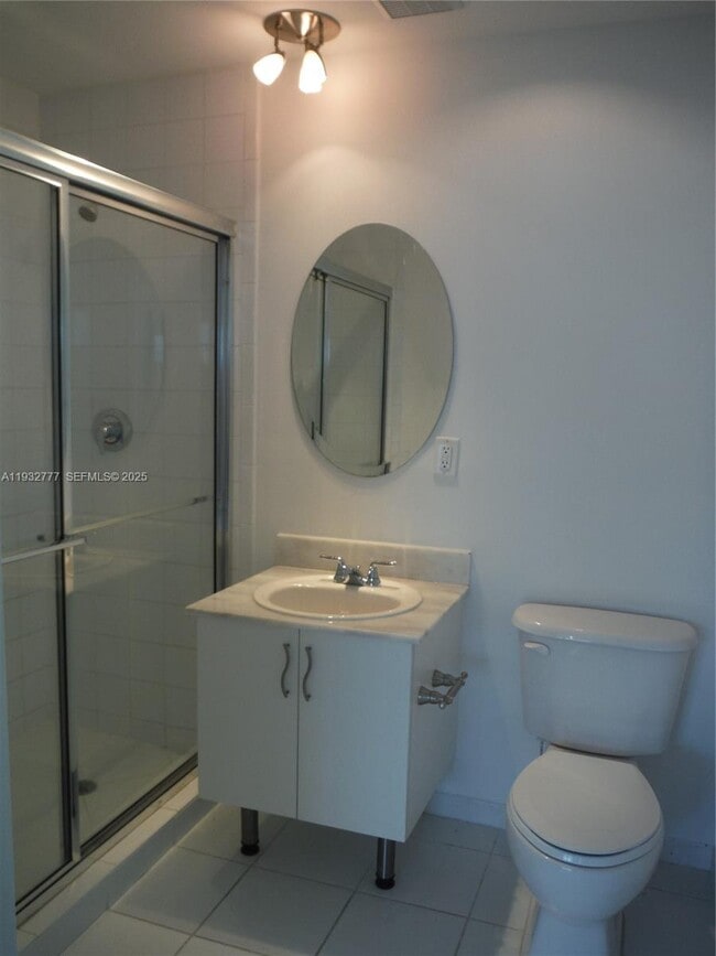 Building Photo - 2694 Inagua Ave