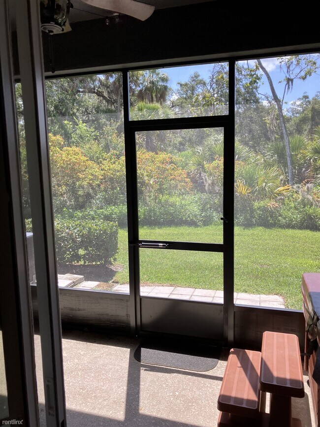 Building Photo - 3 br, 2.5 bath Townhome - 2531 Midnight Pe...