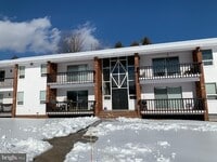 Building Photo - 111 Green St