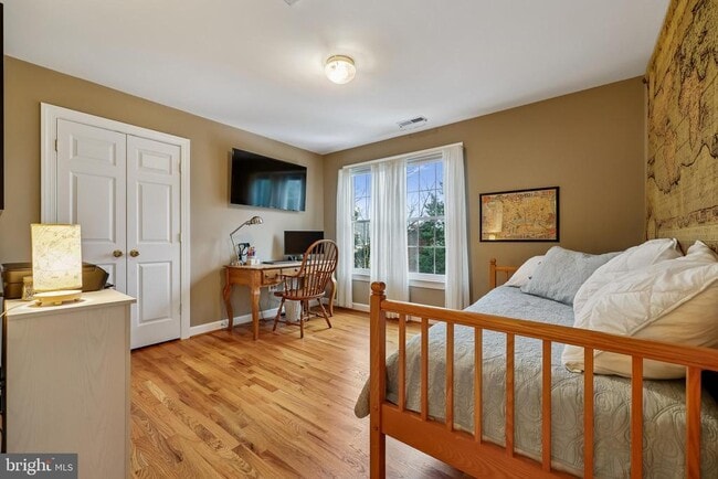 Building Photo - 8807 Ridge Rd