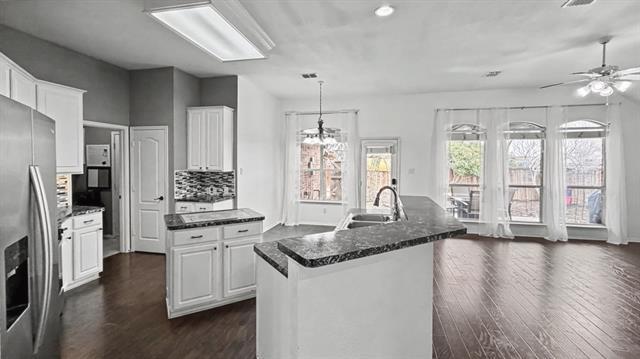 Building Photo - 11146 Clearstream Ln