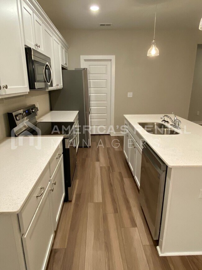 Building Photo - Home for Rent in Jasper, AL!!! AVAILABLE NOW!!