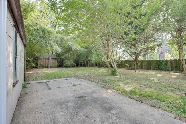Building Photo - 106 Woodhaven Rd