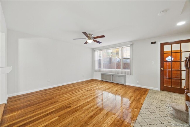 Building Photo - 124 Alexander Ave