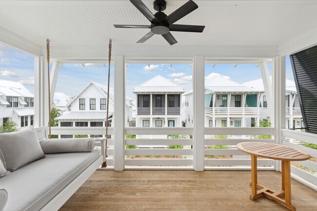 Building Photo - 1470 Mizzen Alley