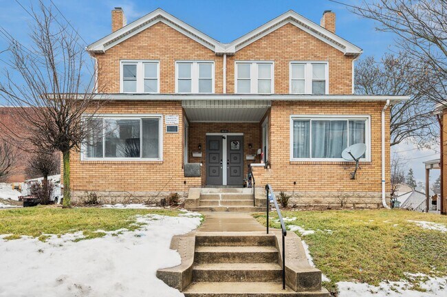 Building Photo - 101-103 E Agnew Avenue