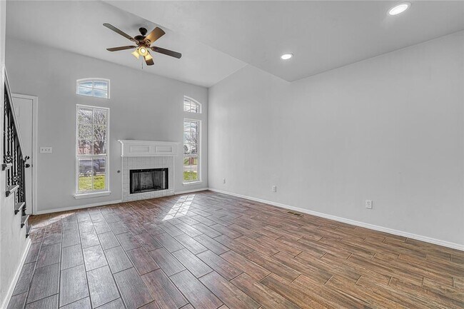 Building Photo - 2805 Shiloh Ln