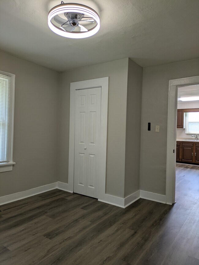 Building Photo - 206 Pitner Pl