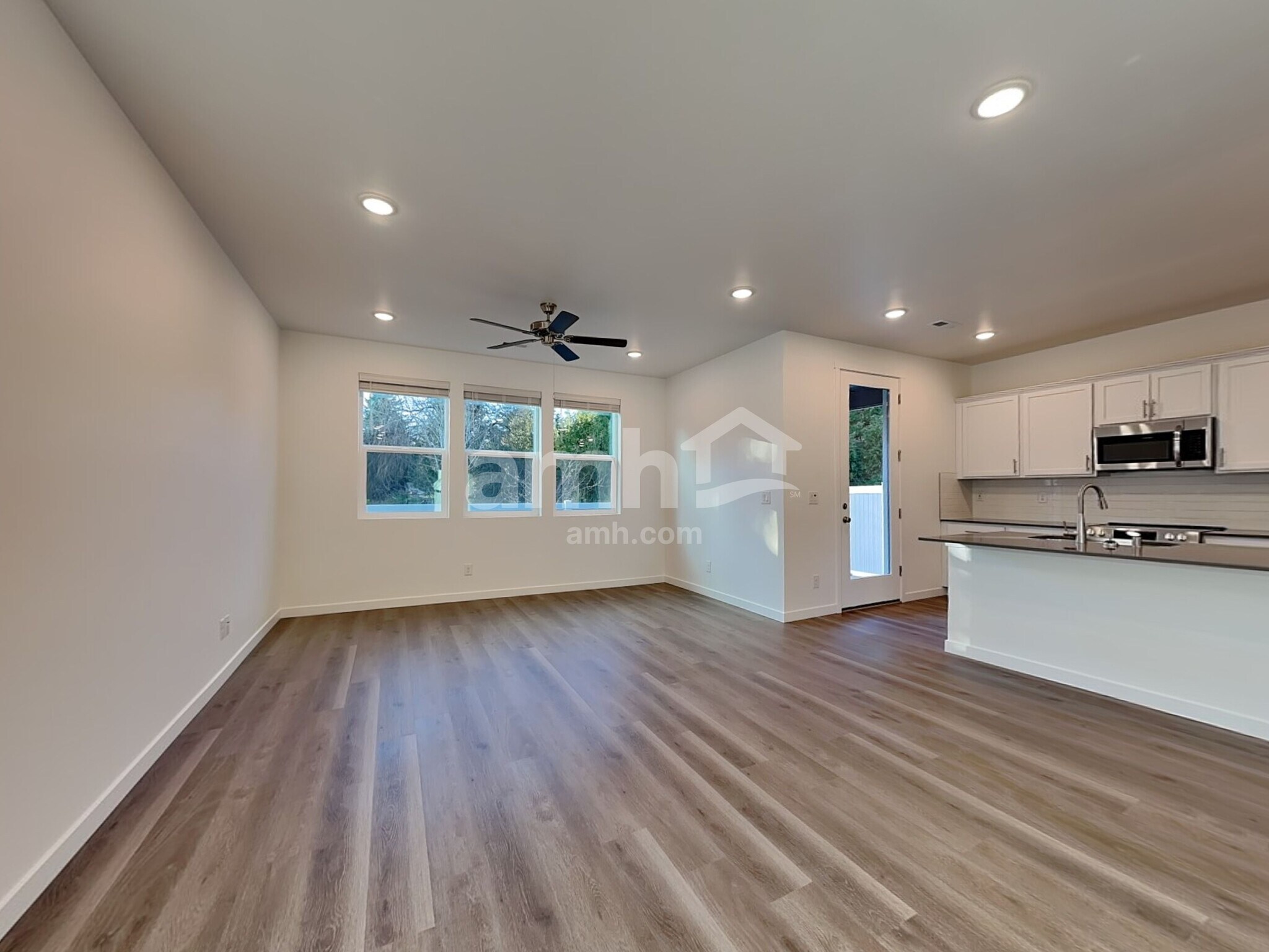 Building Photo - 5109 Turnstone St SE