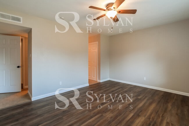 Building Photo - At Last, This Is What You Have Been Searching For!