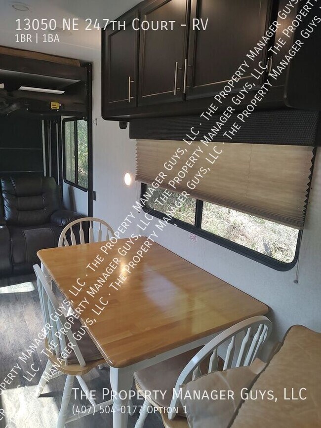 Building Photo - 13050 NE 247th Ct